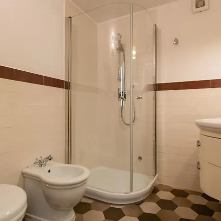 Apartamento Toscanelli 10 *