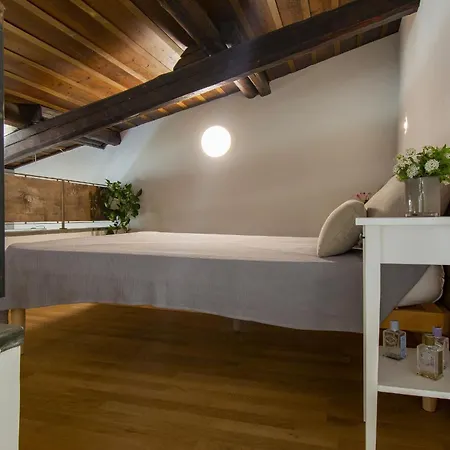 Apartamento Toscanelli 10 *